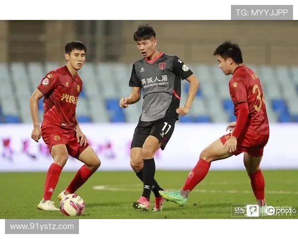 深圳篮球队强势领跑联赛积分榜目前已积61分展现冠军潜力 深圳篮球队强势领跑联赛积分榜目前已积61分展现冠军潜力