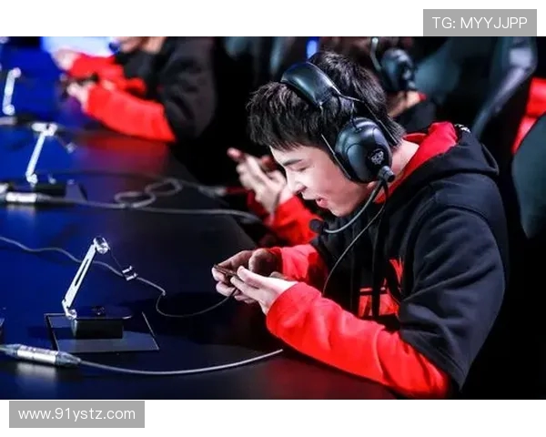 聚焦王者荣耀团队协作：WE战队配合策略与战术分析