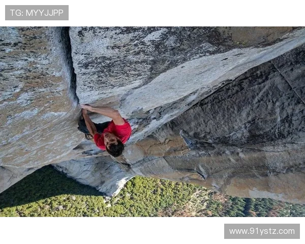 西安极限运动队在世界攀岩锦标赛中以71分领先其他队伍