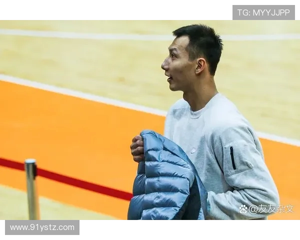 易建联：从篮球场上的传奇到中国体育的象征与未来的希望