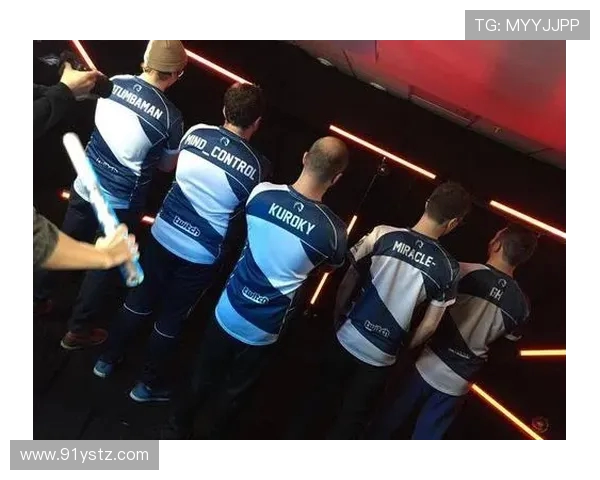 FPX战队在DOTA2中的节奏掌控与战术分析探讨